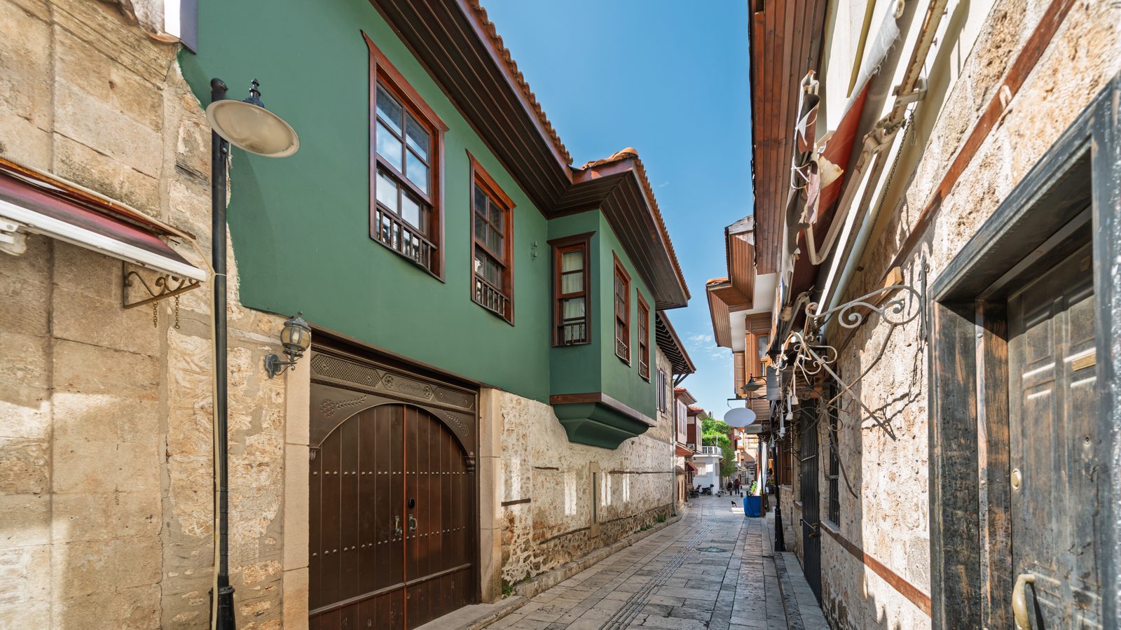 Der alte Hafen und die osmanischen Häuser von Kaleiçi in Antalya
